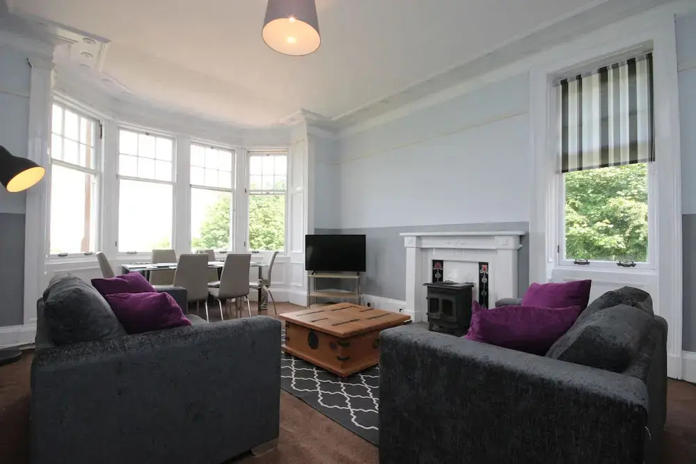 Braemount House