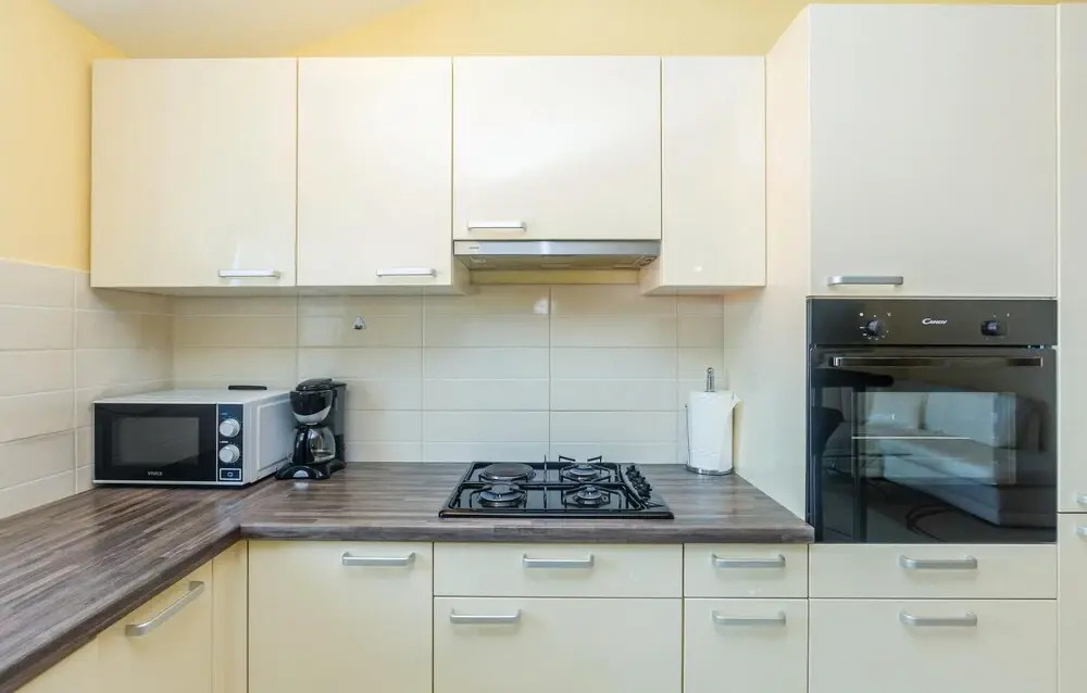 Awesome Home in Hr-51513 Omisalj With Wifi and 1 Bedrooms