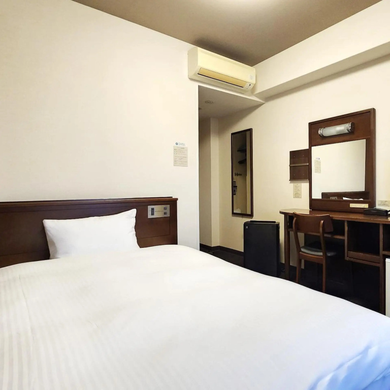 Hotel Route-Inn Nagahama Inter