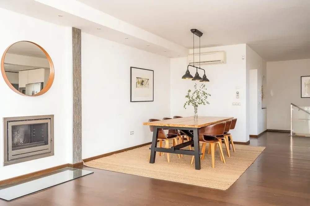 Spacious 3BR Villa with Pool and Sea Views