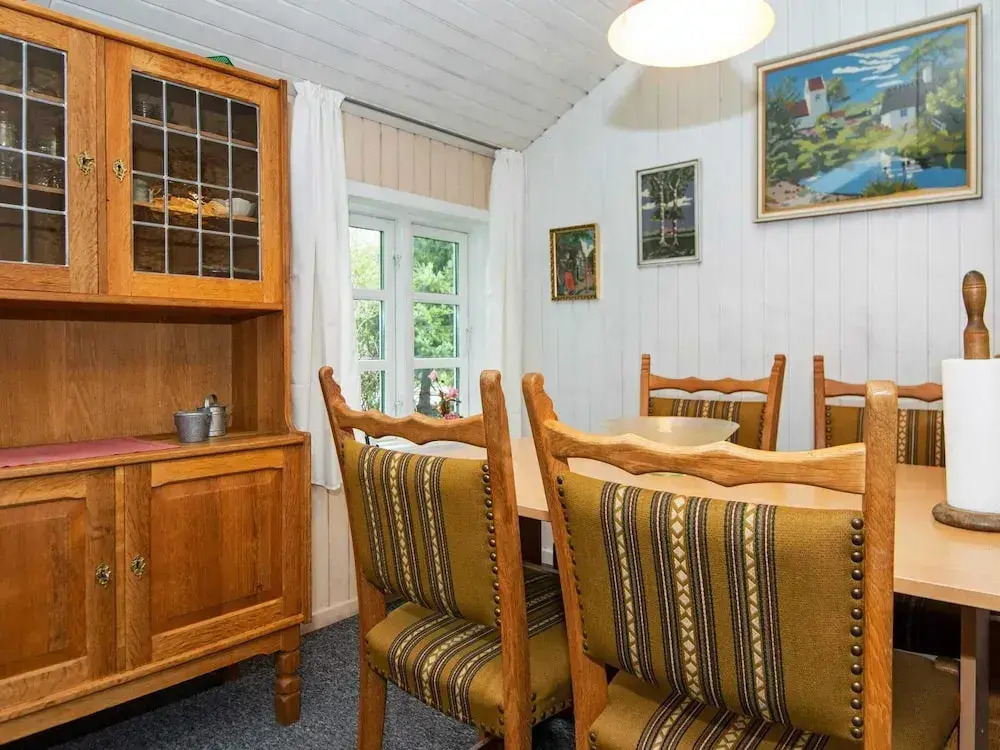Pretty Cottage in Hemmet near Sea