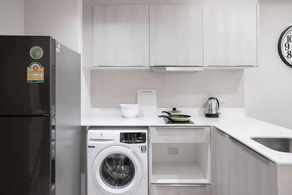 Near BTS Thonglor, Cozy and Comfortable Condo bkvtara11