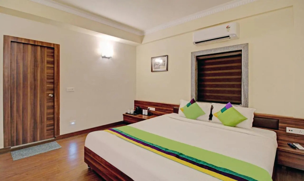 Treebo ASL Prime, Gariahat