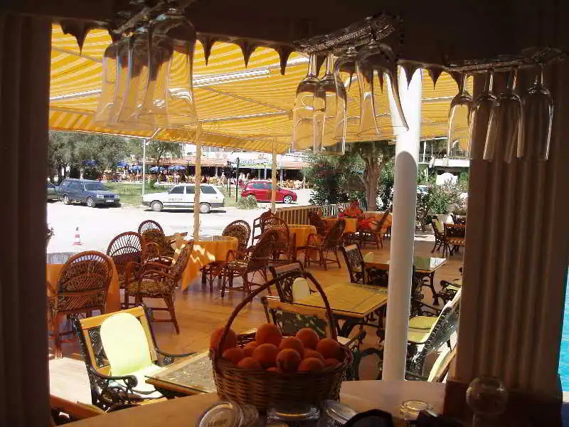 Kusmez Hotel
