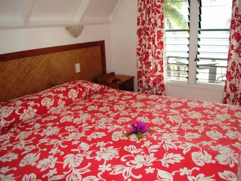 Paradise Cove Lodge