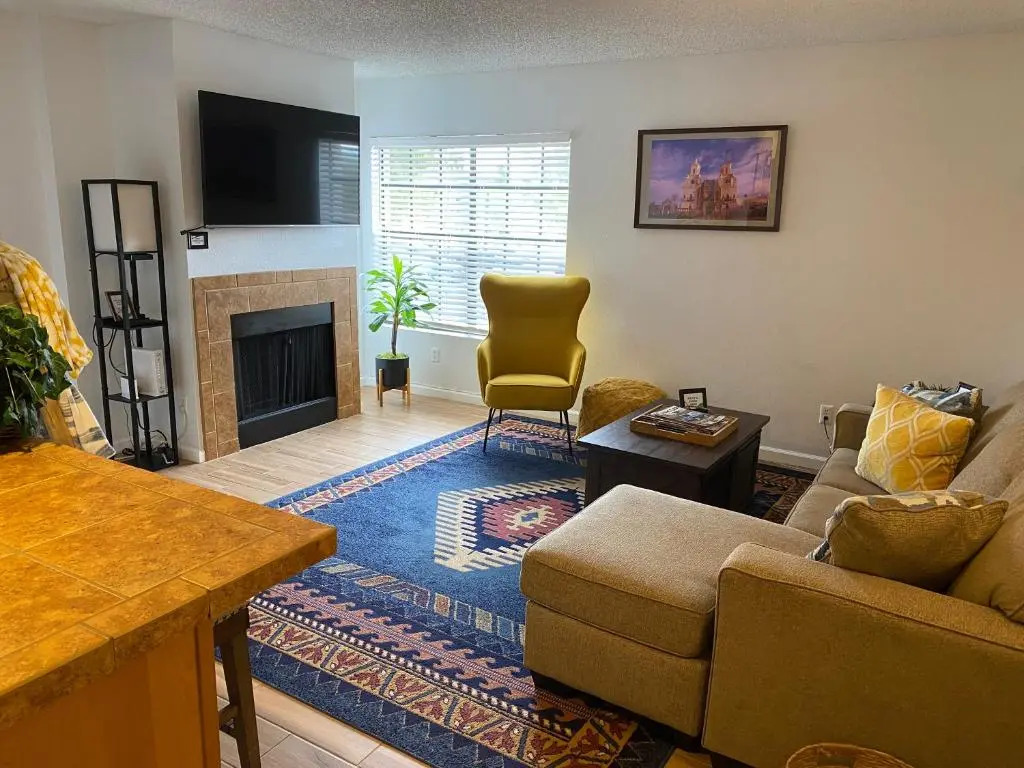 Catalina Condo @ LaEncantada - Tucson AZ