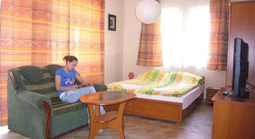 Mátyás Apartmanok