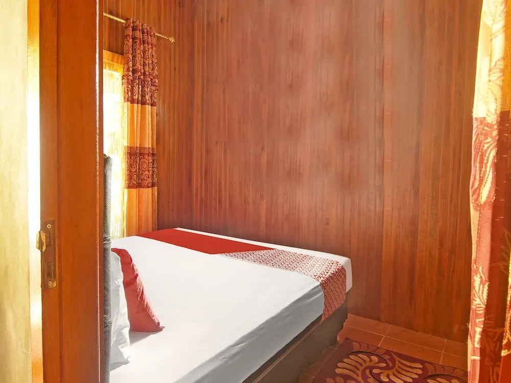 OYO Homes 91118 Homesstay Desa Wisata Budo Near Desa Wisata Budo