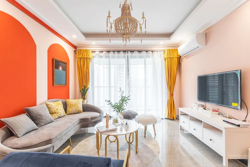 Locals Boutique Apartment WanzaiCEC No.4
