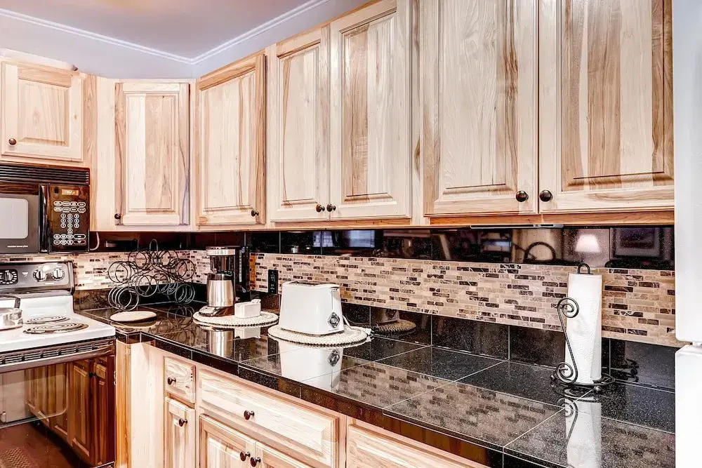 Spacious, Upgraded 2 Bdr W/ Fireplace & Hot Tub Access 2 Bedroom Condo by RedAwning