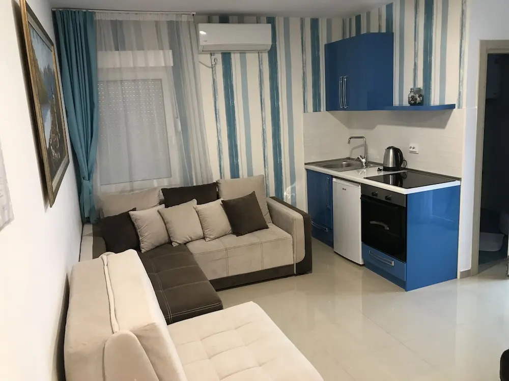 Apartments Belani