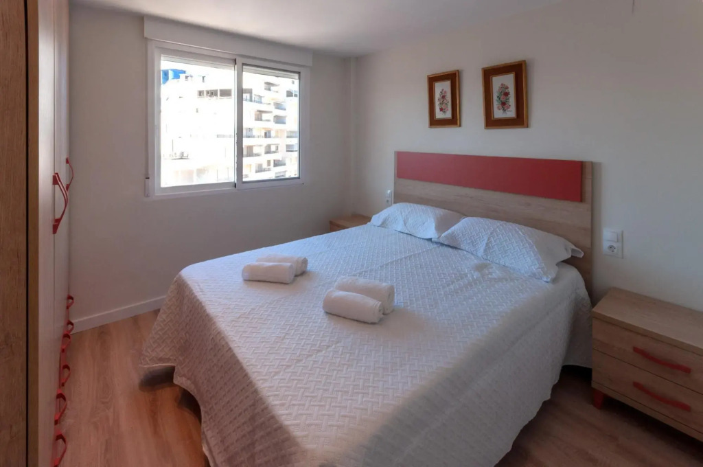 TORRES DEL MAR - Apartment with sea views in Playa de Gandia. Free WiFi