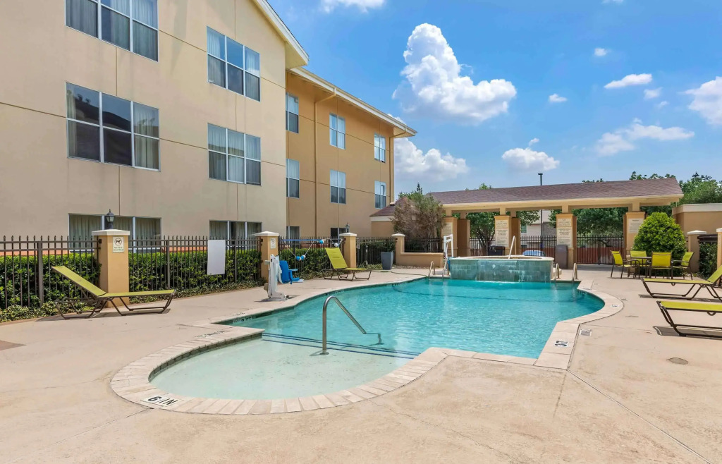 Extended Stay America Suites - Dallas - Frankford Road