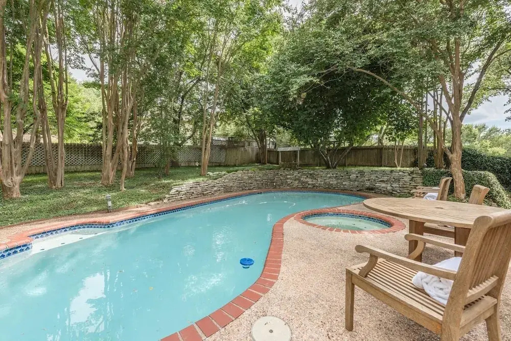 The Authentic Brickwood Retreat 4 Bedroom Home