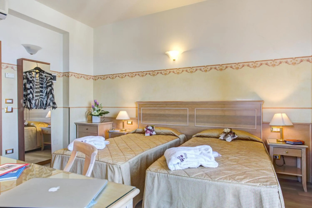 Hotel Byron