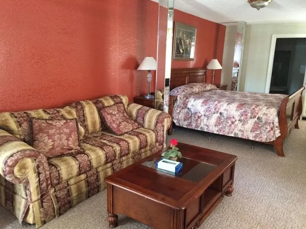 Western Plaza Inn