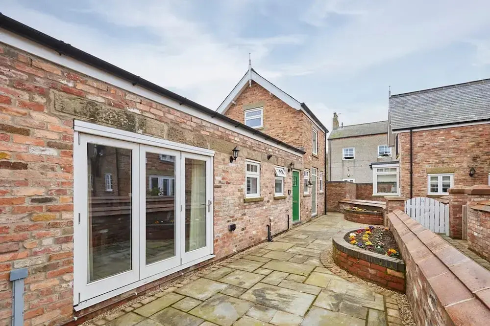 Host Stay Jubilee Close