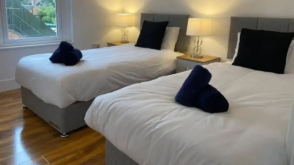 De Parys Serviced Flat in Bedford 4 Live