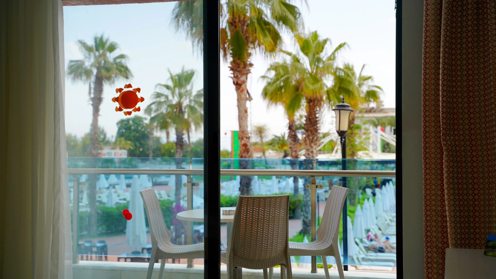 CLUB AQUA PLAZA