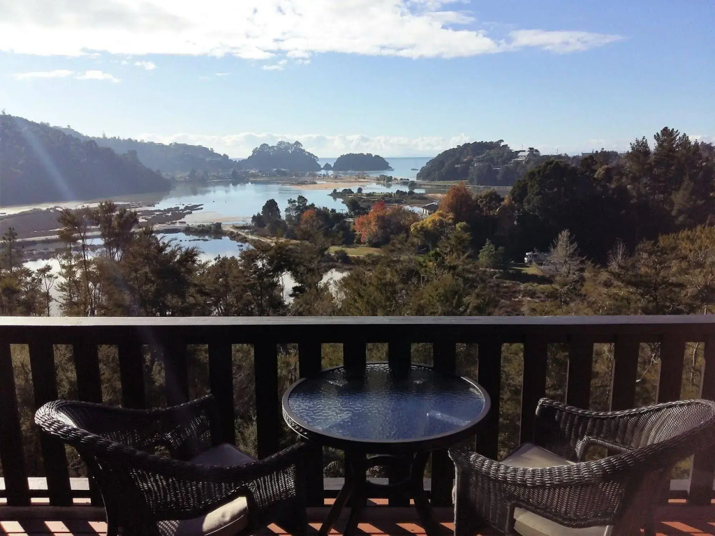 Kimi Ora Eco Resort