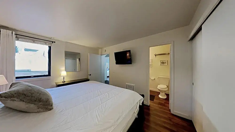 513 2 Bedroom Home