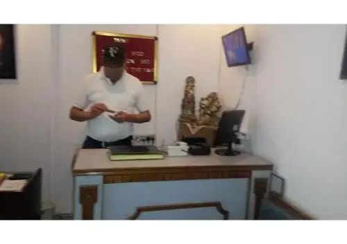 Pleasant Stay Near Library