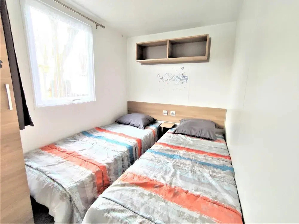 Swanky Mobile Home in Saint Jean de Monts