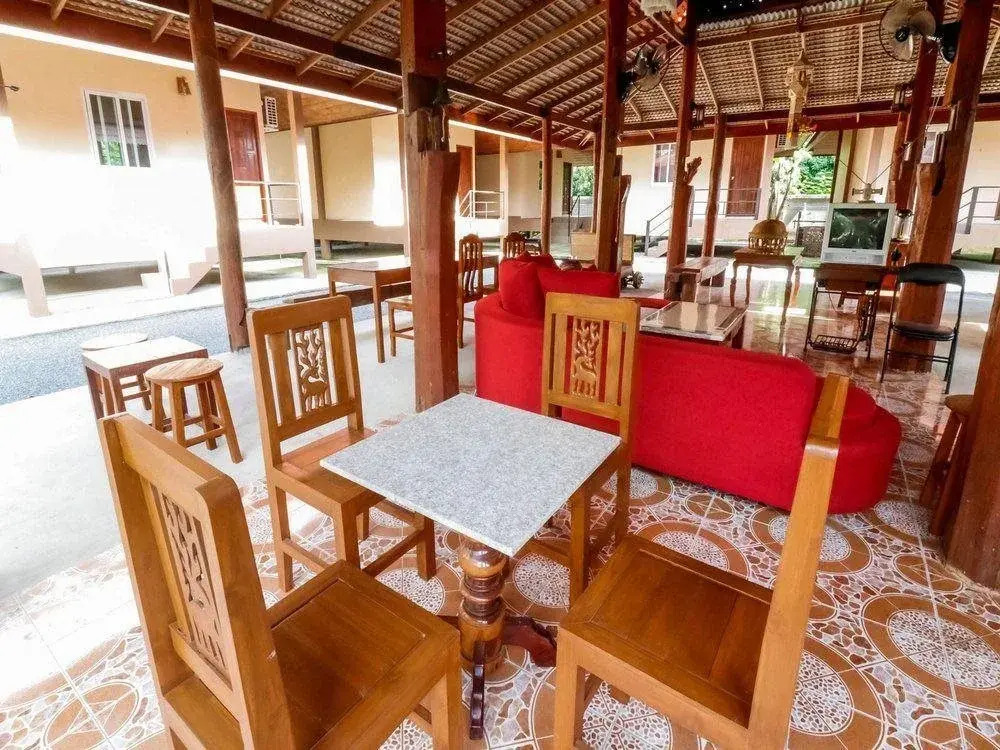 Saksri Resort