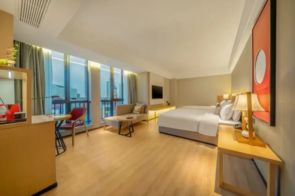 ECHENG Hotel (Yancheng North Station Aegean Shopping Park Store)