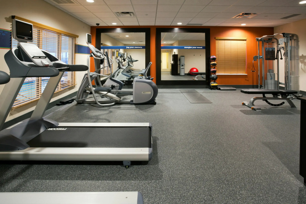 Hampton Inn & Suites Minot