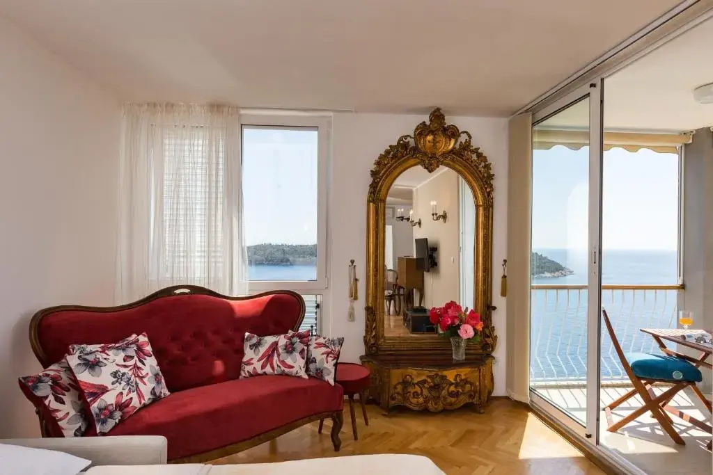 Love Affair Apartment
