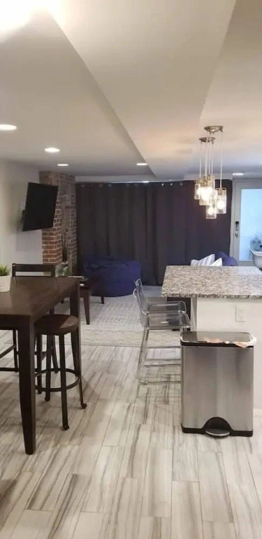 Exclusive Apt in Shaw