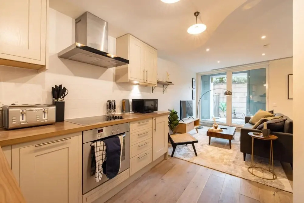 The Lambeth Flat - Modern 2bdr Flat With Parking and Terrace