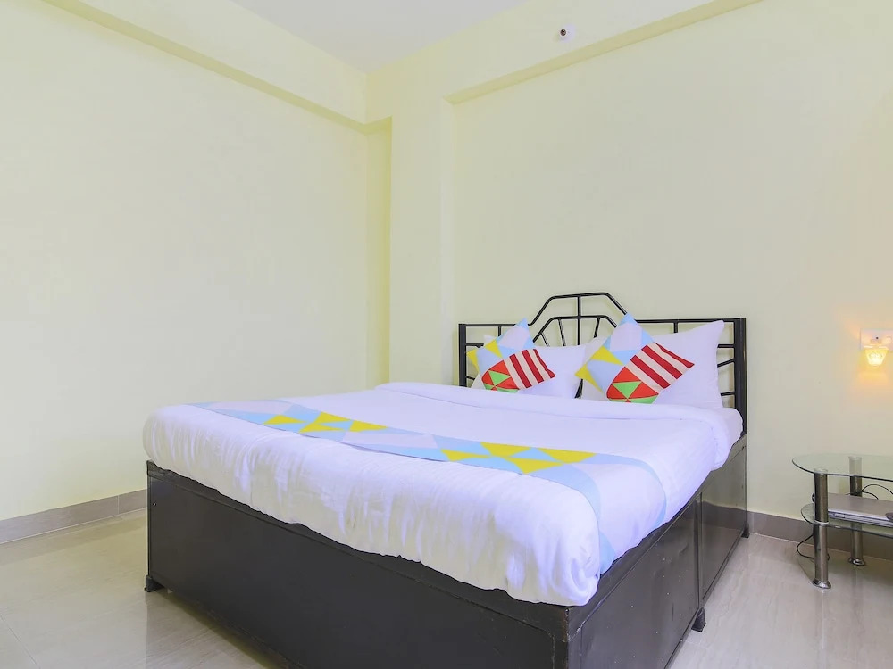 Sai Raj Residency By OYO Rooms
