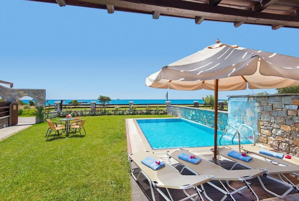 Horizon Line Villas
