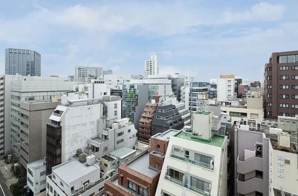 nine hours Hanzomon