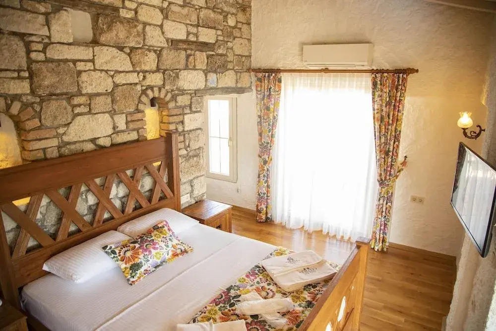 Aymesev Tas Otel