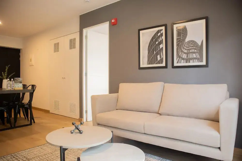 w Elegant 2BR w/ Great Balcony in Miraflores