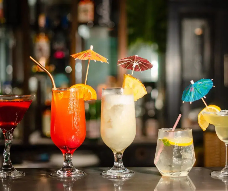 The Palms Resort & Bar
