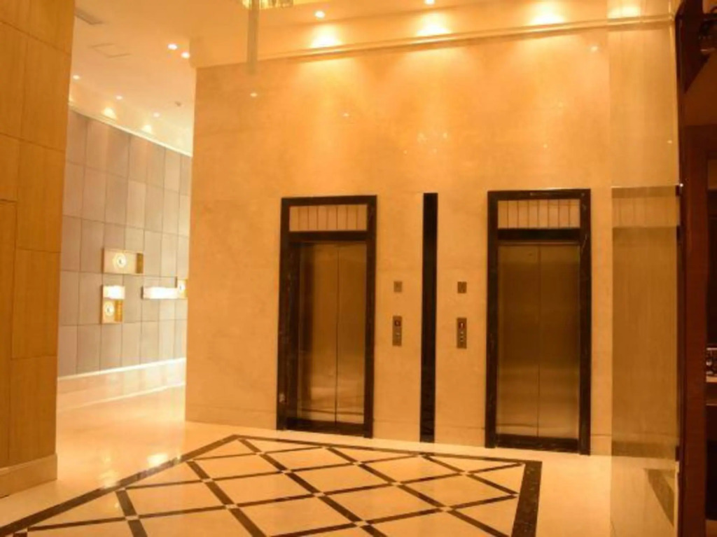Petrus Hotel