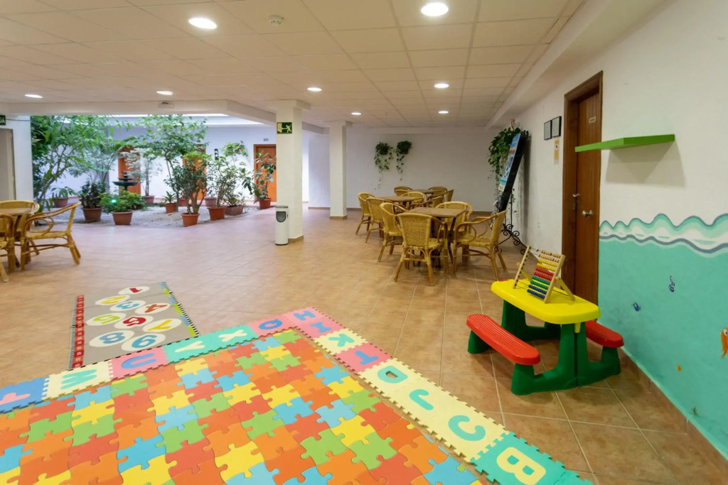 Hotel Oasis Atalaya