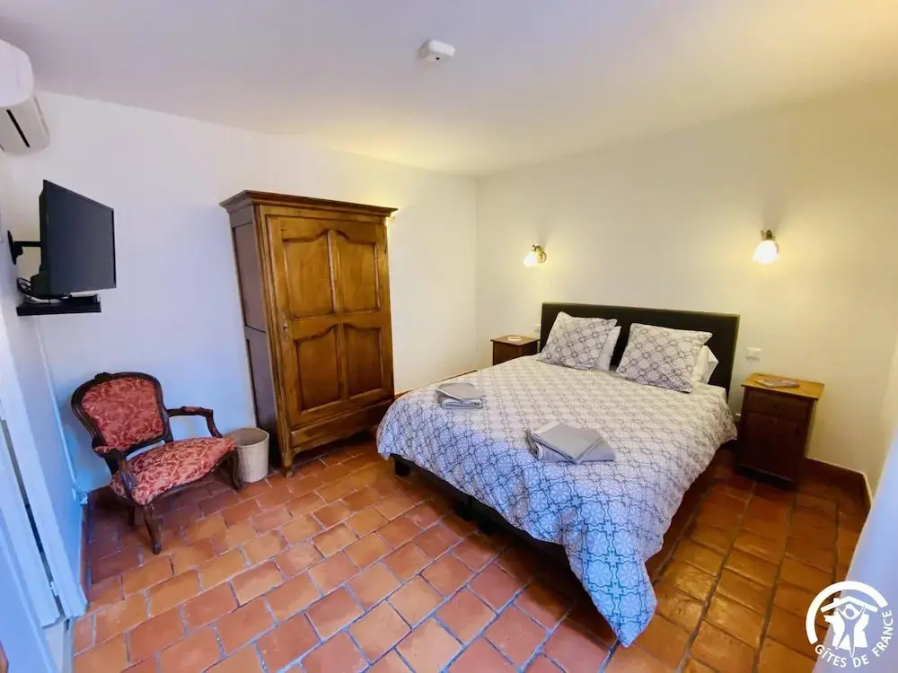 Le Coq du Nord - Mailhac Gîte et Chambres dHôtes
