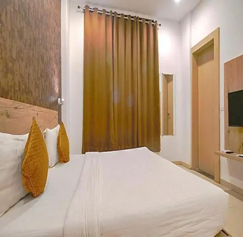 FabHotel Destiny 54