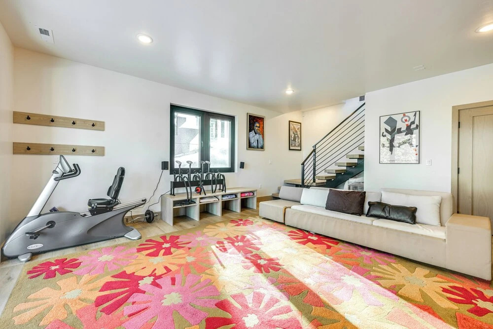 Modern Ski-in/out Home in Brian Head w/ Deck