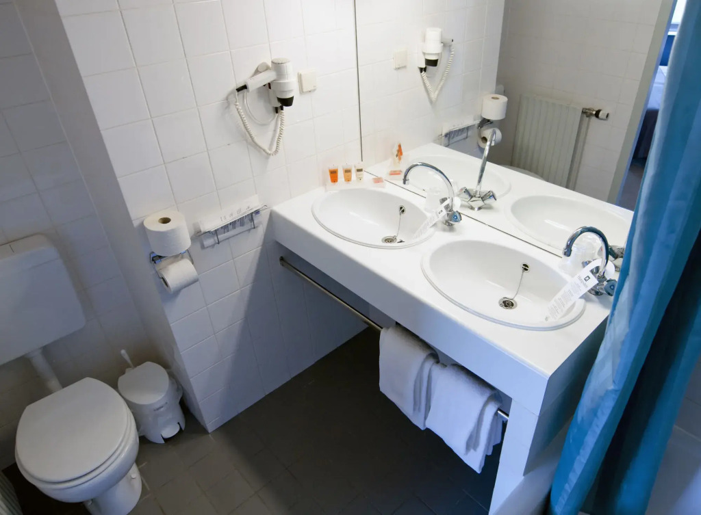 Flonk Hotel Groningen Zuid, BW Signature Collection