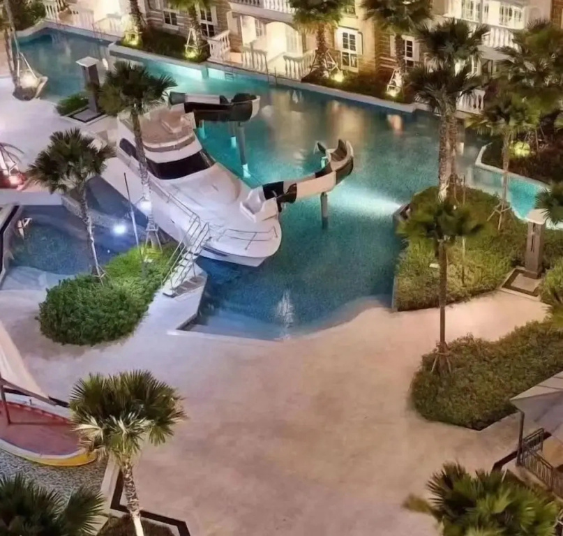 Seven Seas Cote dAzur  with Pool& Gym