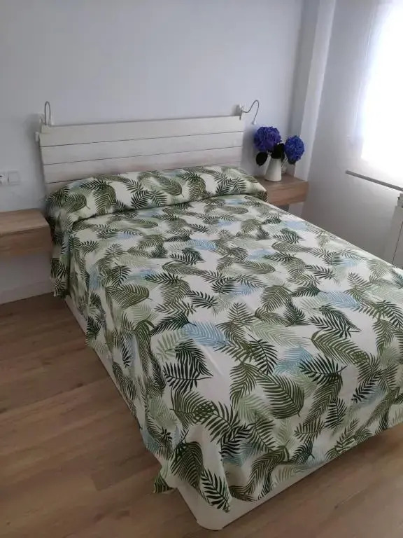 Apartamento LOS VEGA- parking privado