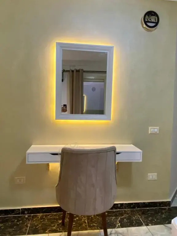 Hyat Suites & Rooms