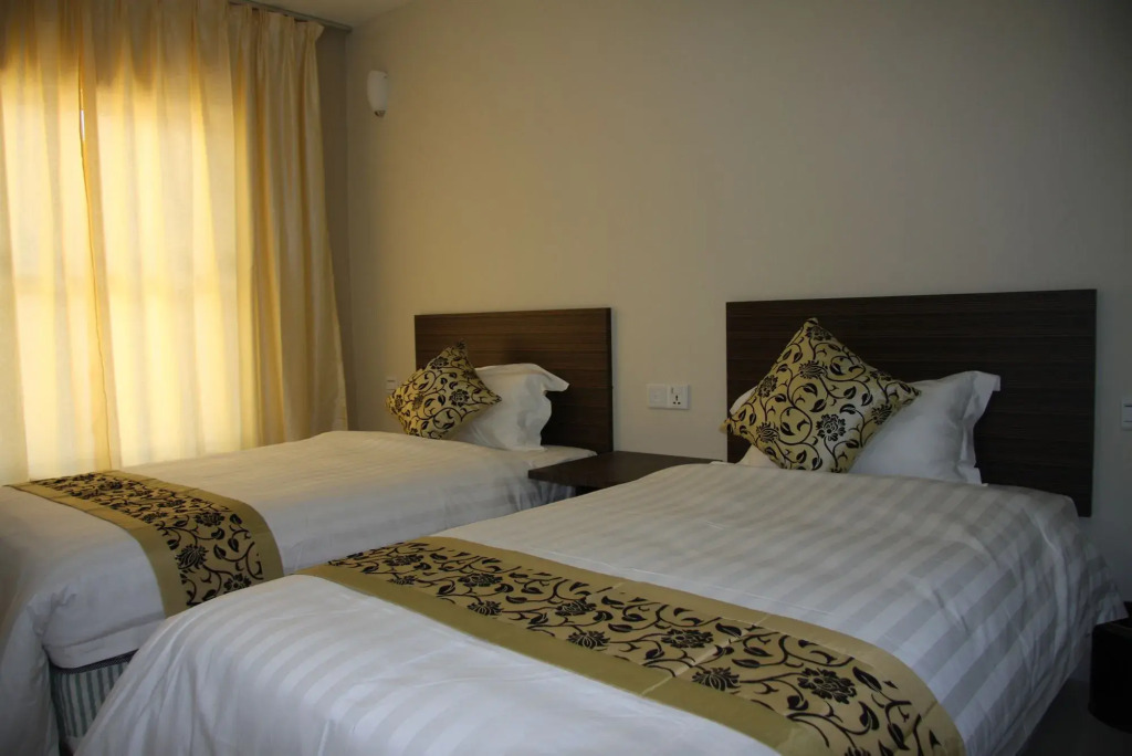 Azio Hotel & Residences