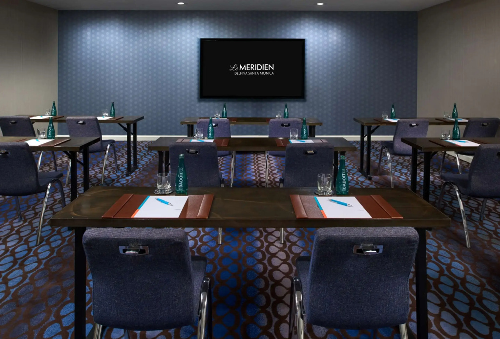 Hyatt Centric Delfina Santa Monica